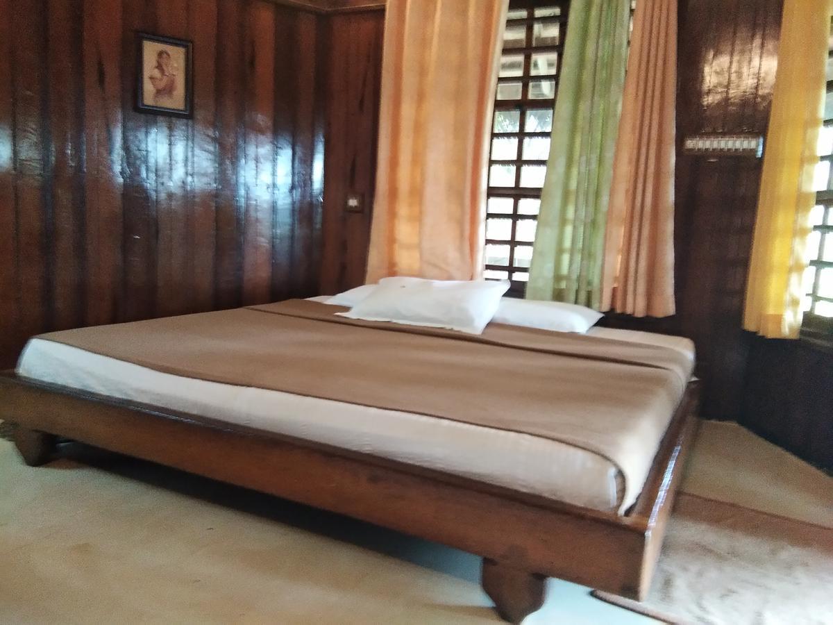 Natural Cottage Varkala Exterior foto